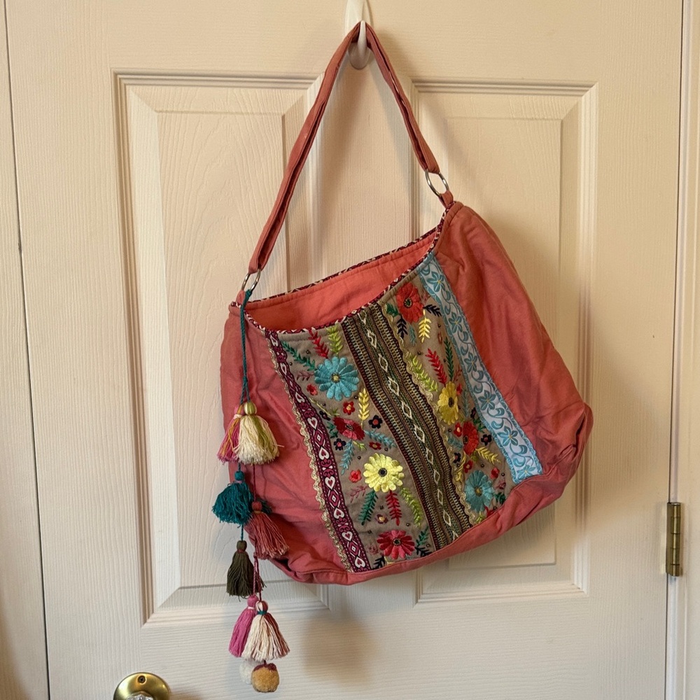 Antik Kraft Multicolor Embroidered Shoulder Bag
